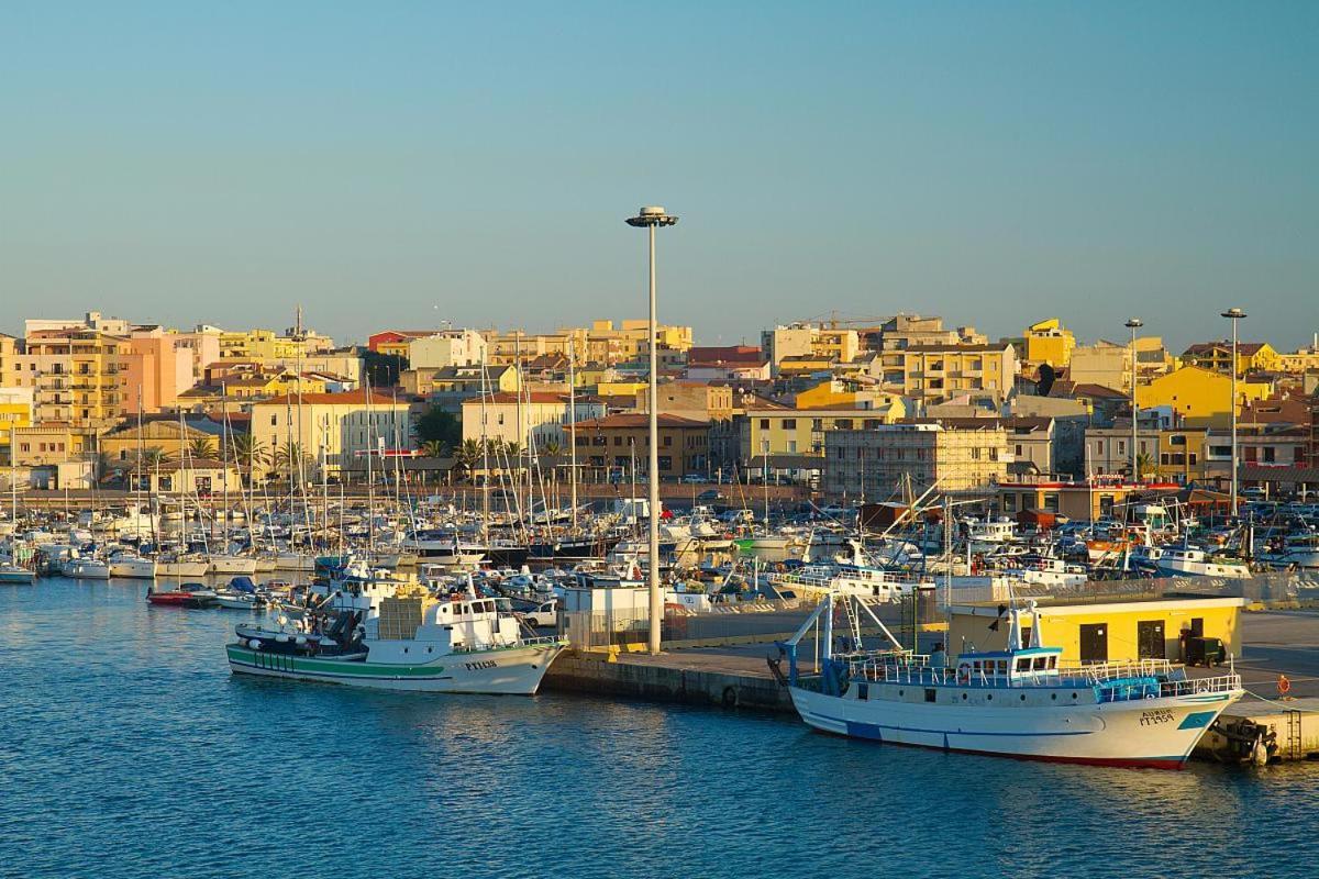 Bradisc'House Porto Torres Exterior foto